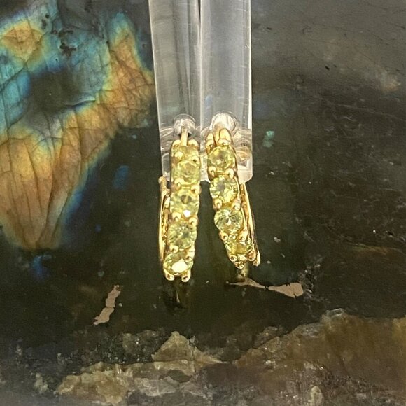 Gold Vermeil Sterling Silver 925 Round Peridot Small Huggie Hoop Earrings - Picture 16 of 16